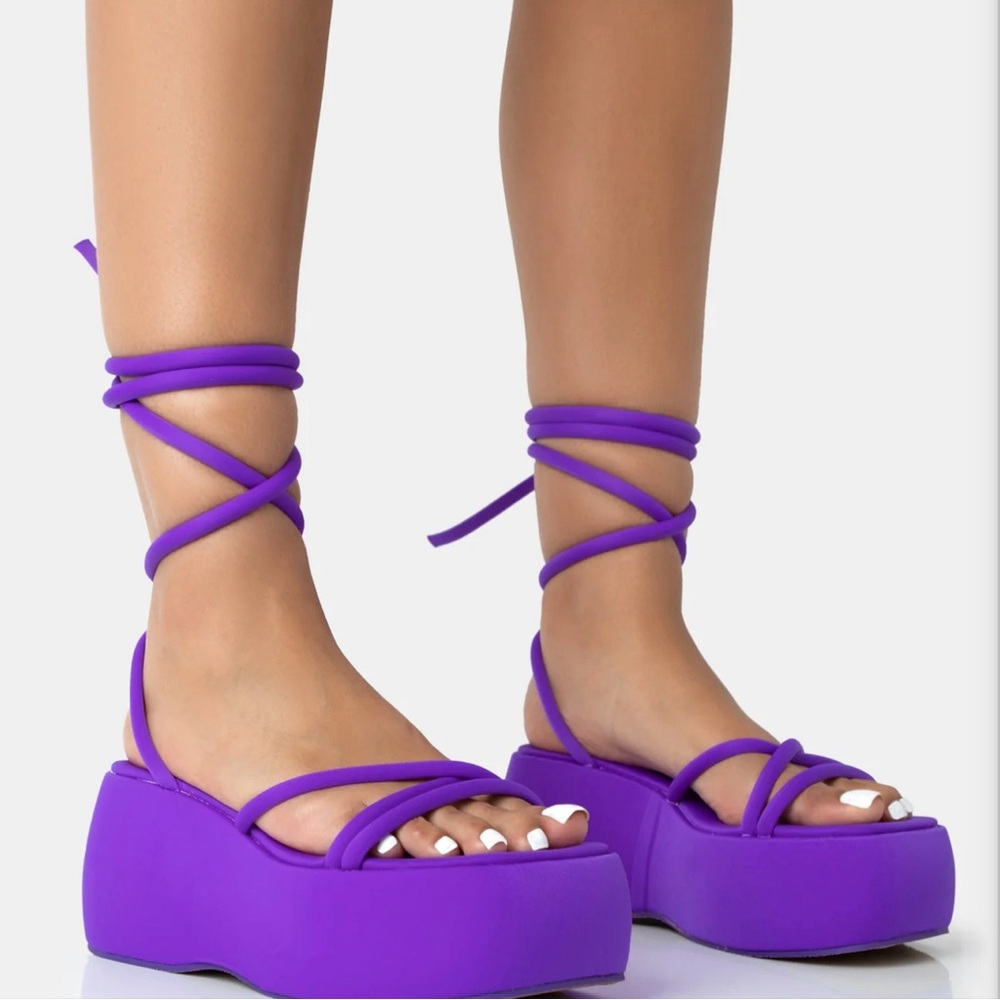 Public Desire Full Moon Lace Up Chunky Platform Sandals- Size 6